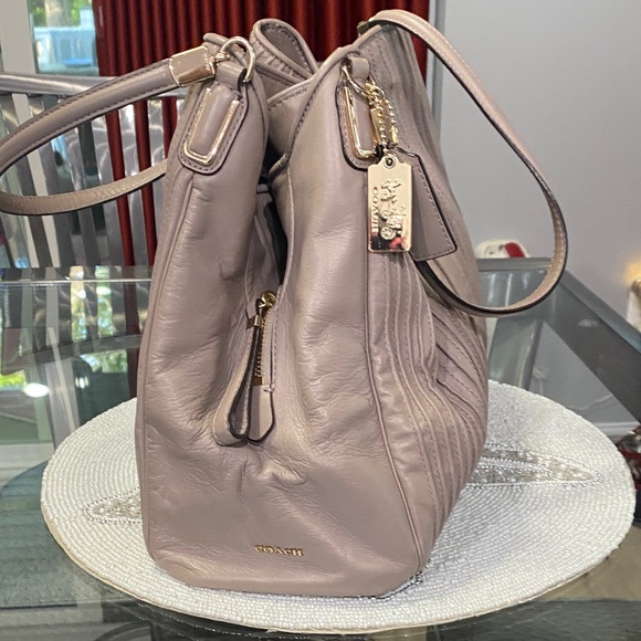 Coach Women's Leather Shoulder Bag - Light Brown - Picture 1 of 2